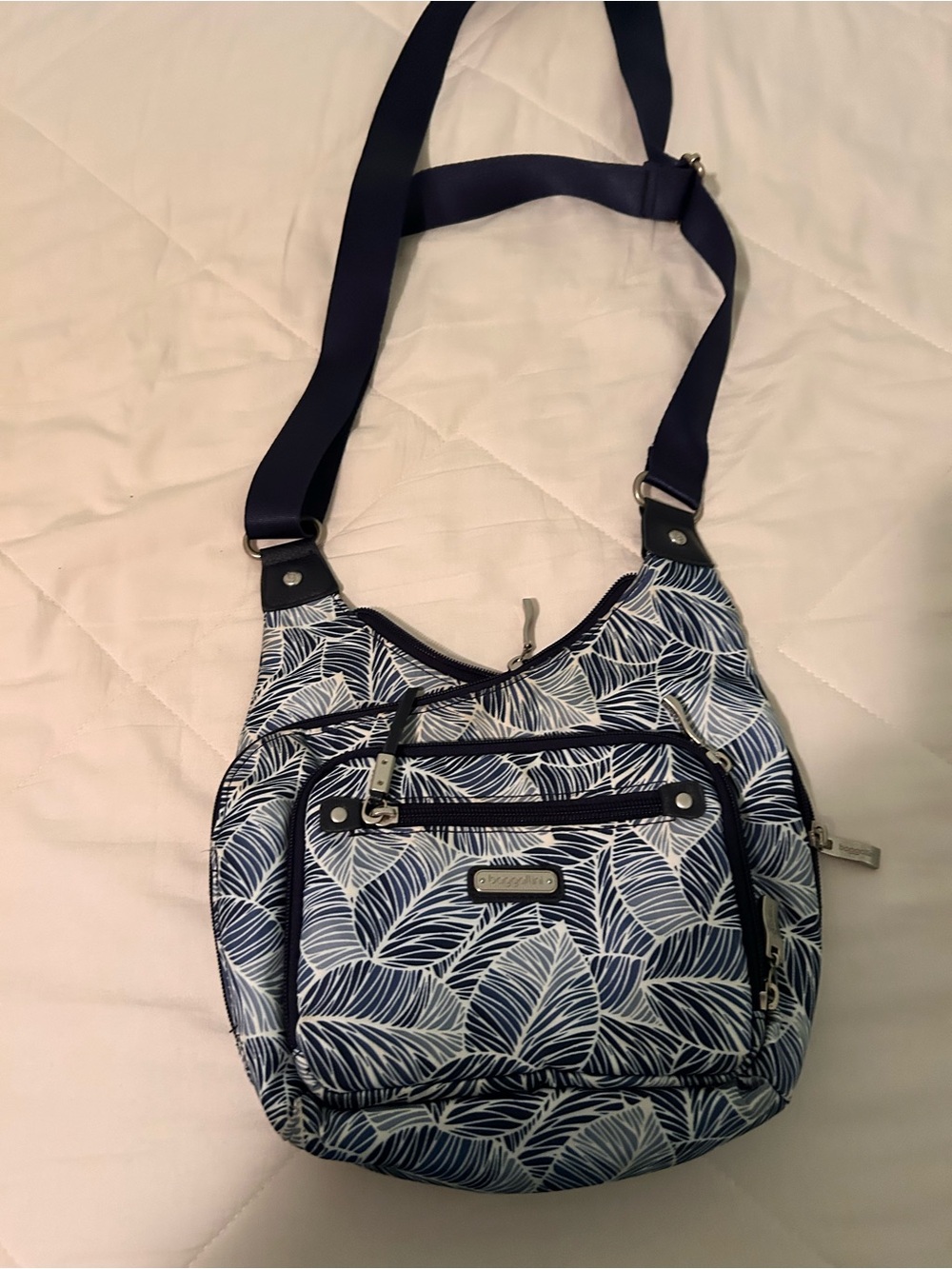 Navy and White Leaf-Print Crossbody Shoulder Bag- Baggallini